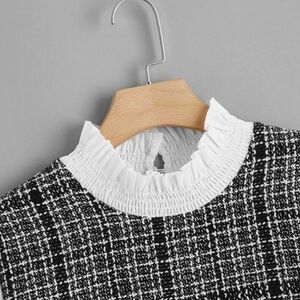 SHEIN Privé Plus size (4X) Tweed Frill Trim Curved Hem Blouse